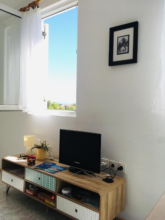 Solenta - Sunny & Bright Apartment Near Beach W Self Checkin Nečujam Dış mekan fotoğraf