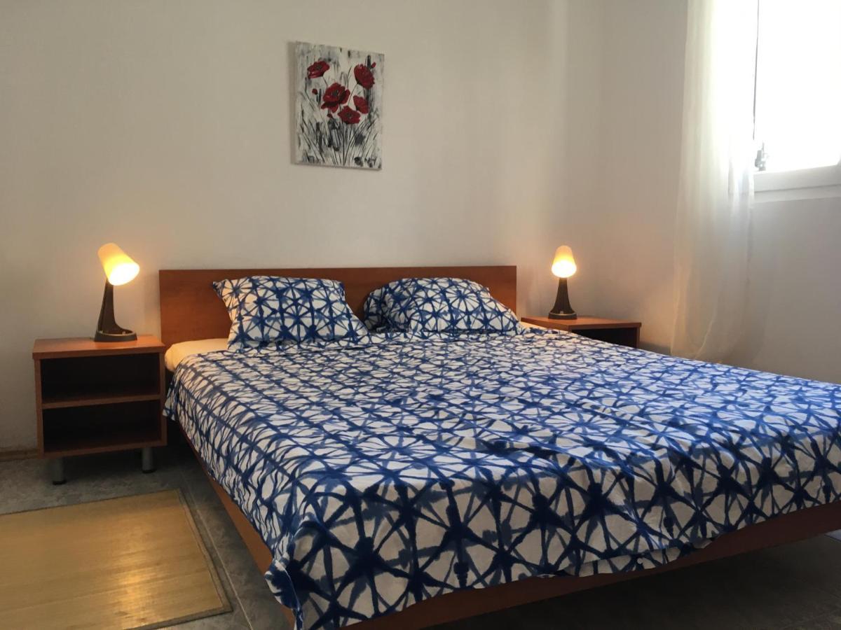 Solenta - Sunny & Bright Apartment Near Beach W Self Checkin Nečujam Dış mekan fotoğraf